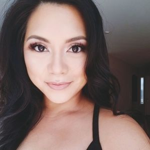 Meet your Posher, Janelle